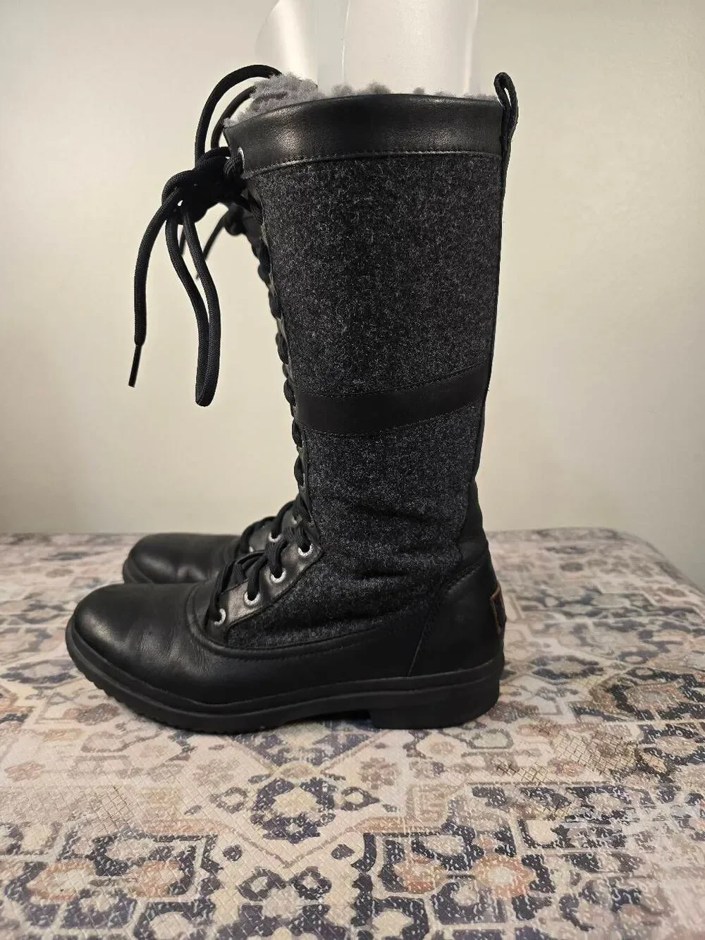 UGG Elvia Waterproof Tall Lace-Up Sheepskin Warm Women's Winter Boots Size 8.5